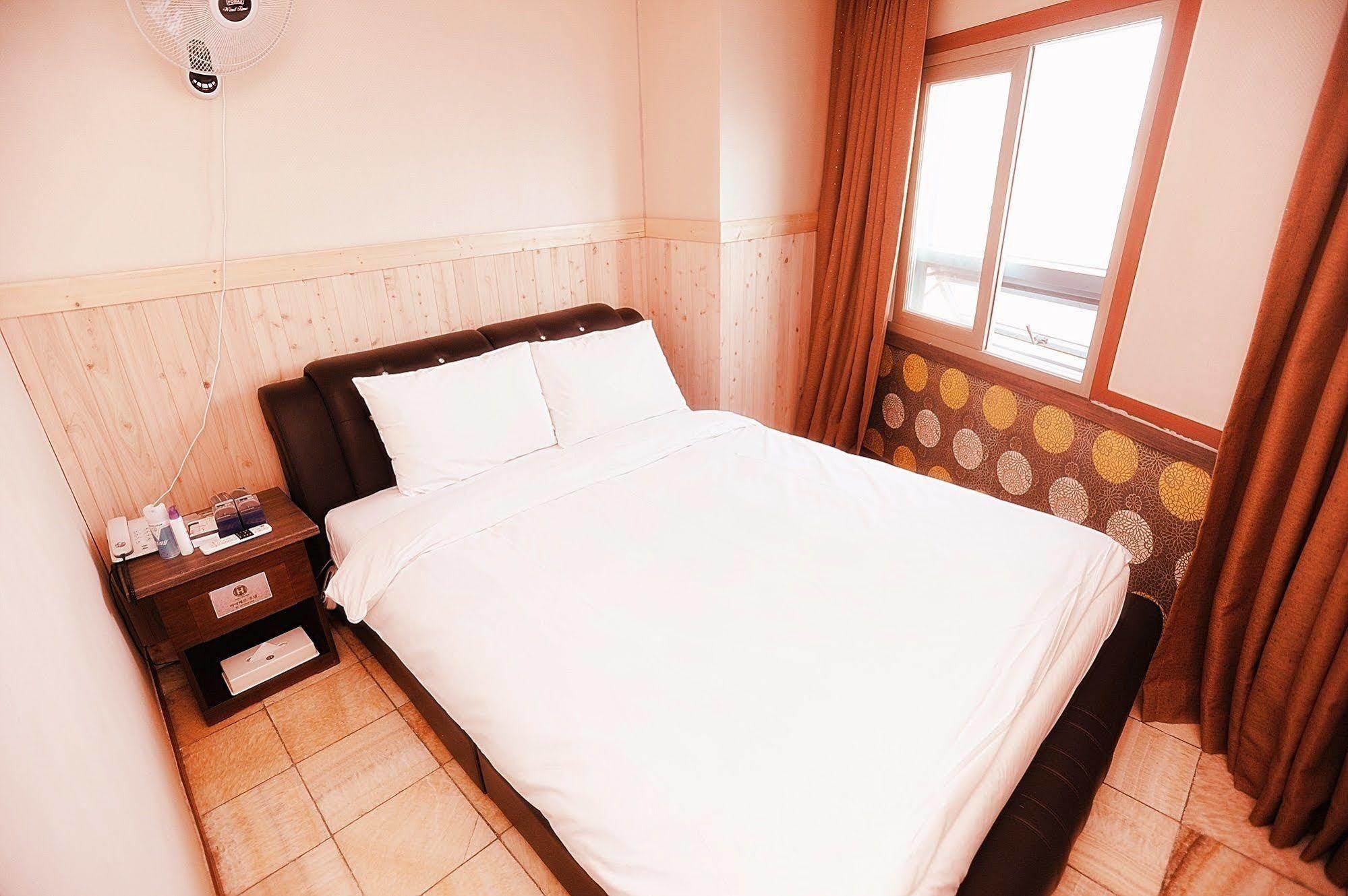 Highfere Hotel Changwon Ngoại thất bức ảnh